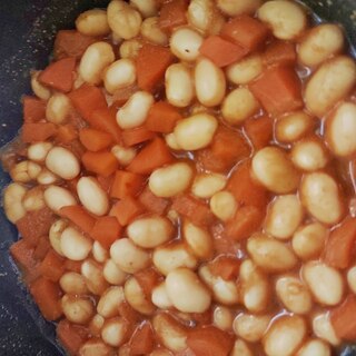 大豆とにんじんのカレー煮